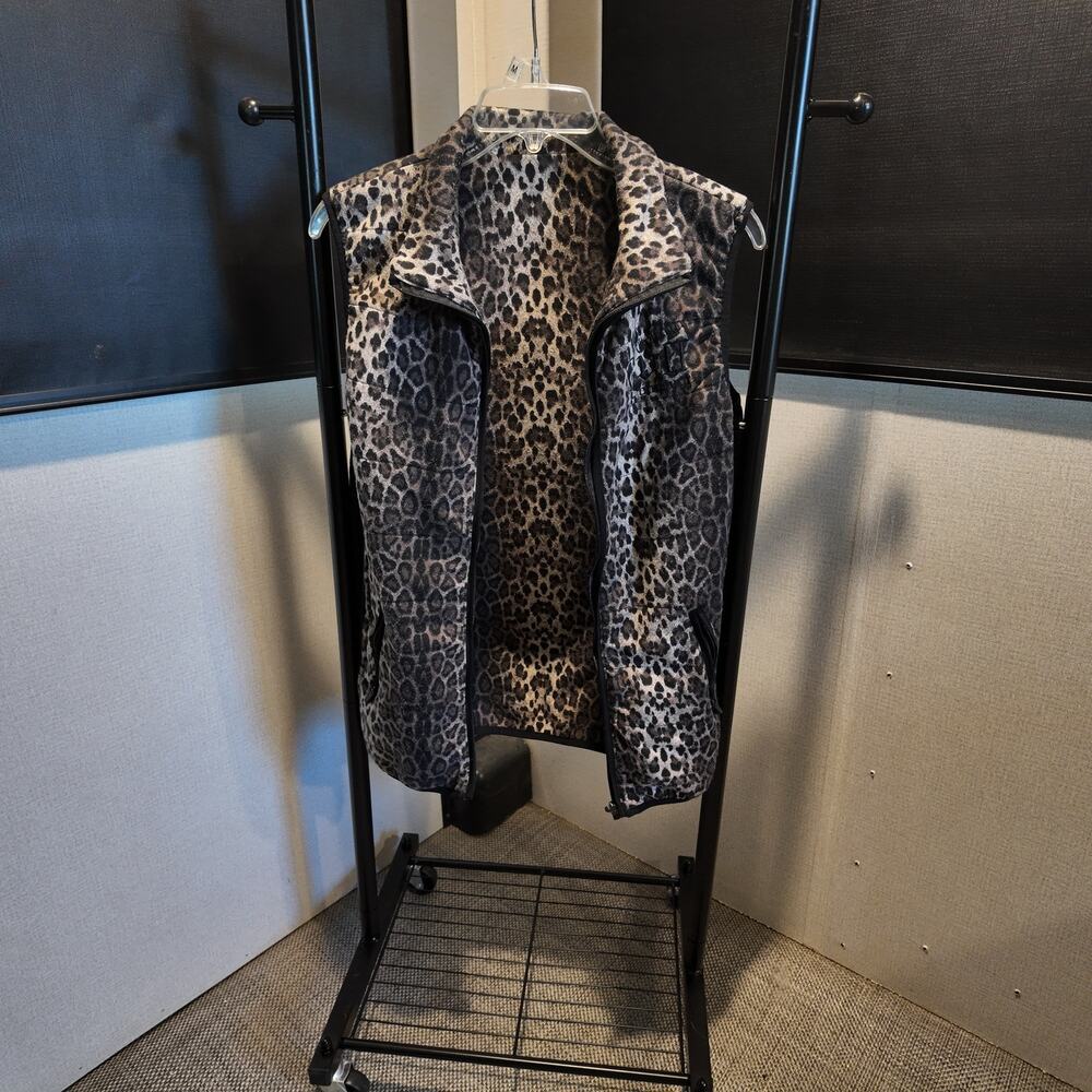 Cheeta Cowgirl Tuff Vest